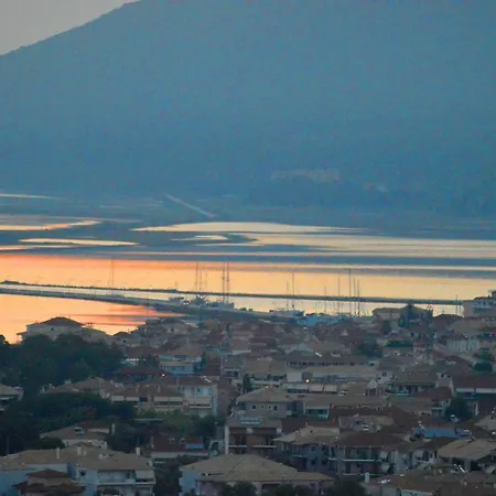 Erismini Apartment Frinion